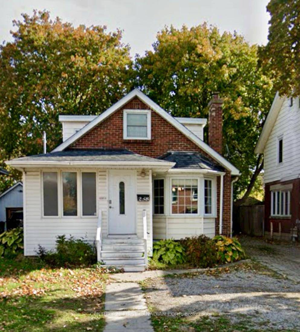 This versatile 1. 5 storey home offers 7 bedrooms and 3 full bathrooms, ideal for large families, multi generational living, or savvy investors.