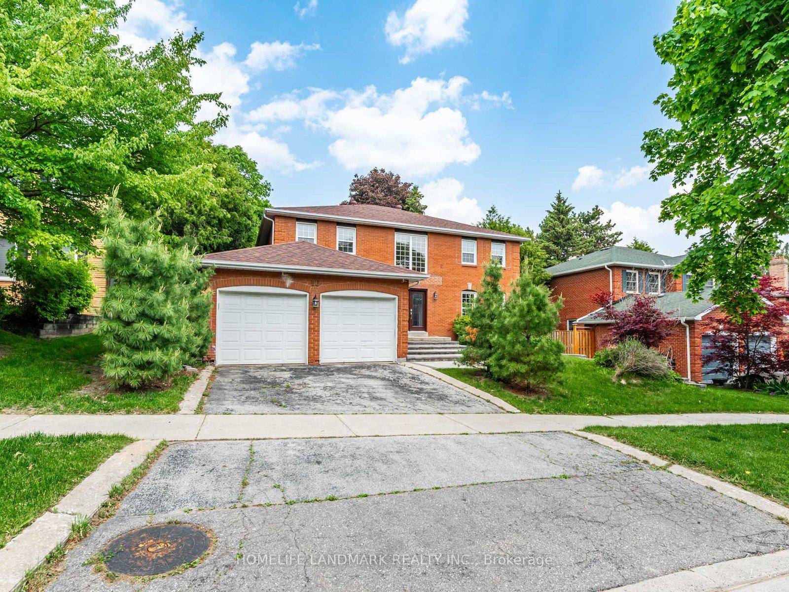 Stunning Executive Home in the Heart of Unionville !