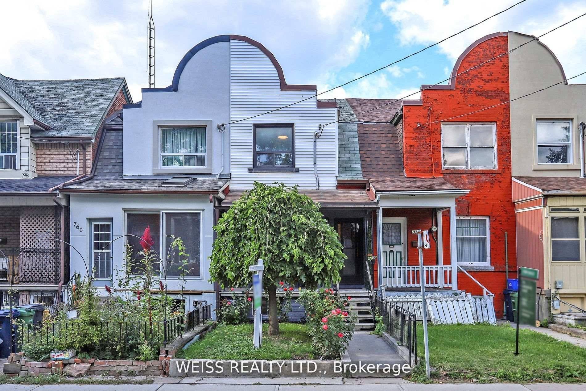 EXCEPTIONAL QUEEN WEST FIND !