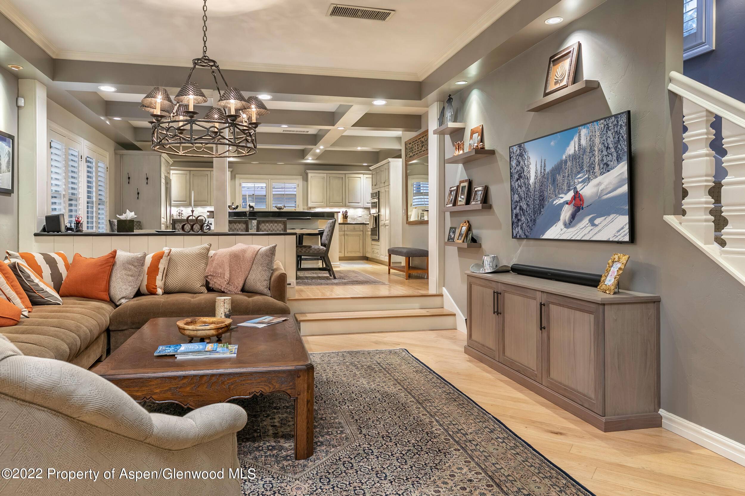 This Cooper Street home is located in Aspen's core with air conditioning for summer months, two living spaces for ample room to entertain, covered off street parking for two cars, ...