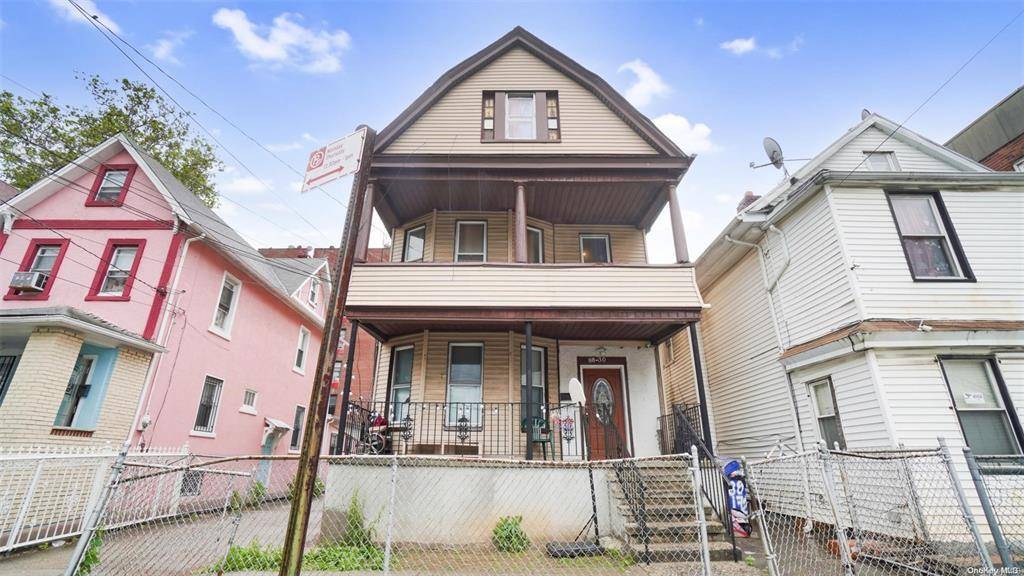Legal 3 family House in the heart of Jamaica, featuring 12 Bedrooms, 6 full Bathroom, full finished Basement with Separate Entrance, huge pvt driveway and a garage.
