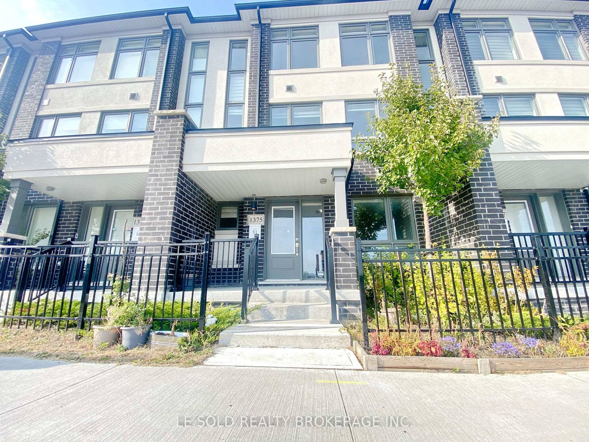 3 Storey Townhouse Unit For Lease.