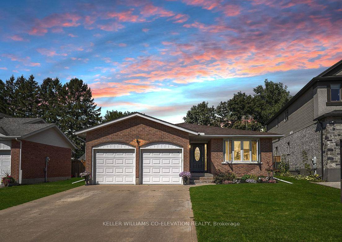 The Ultimate Entertainers Haven Step into 286 Tagge Cres and discover a home designed for gatherings, celebrations, and everyday living.