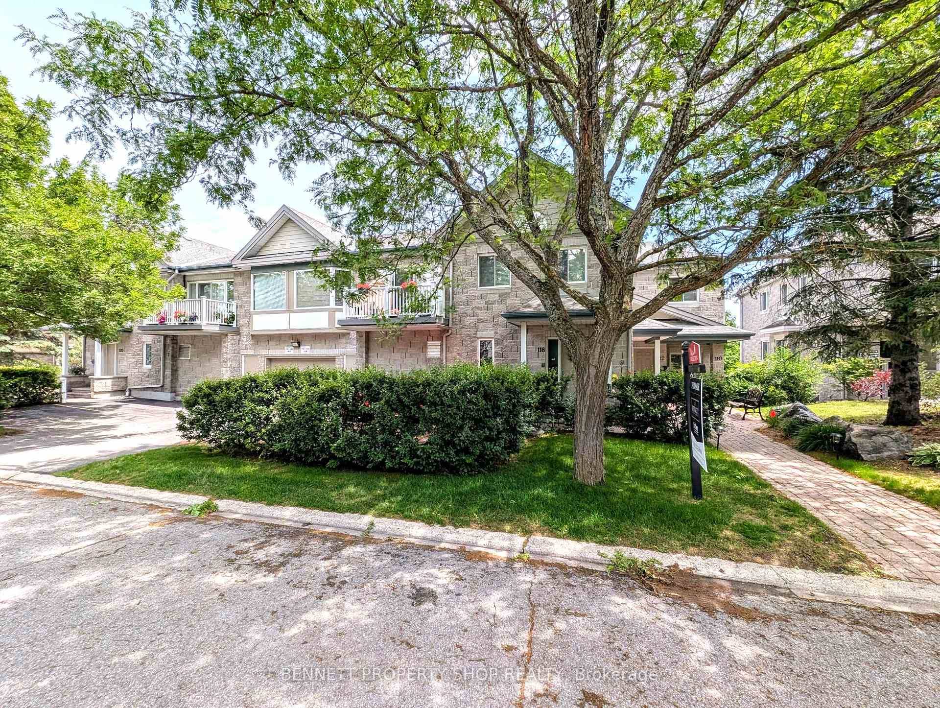Discover this beautifully updated 2 bedroom, 2 bathroom condo located in the prestigious Kanata Lakes community.
