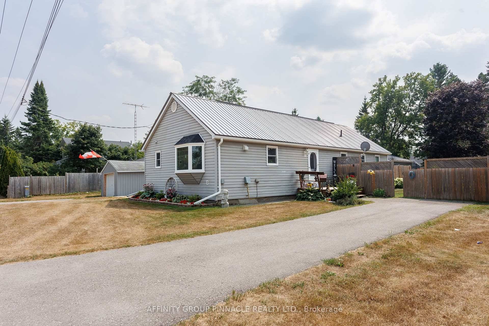 Welcome to 97 Bolsover Rd !