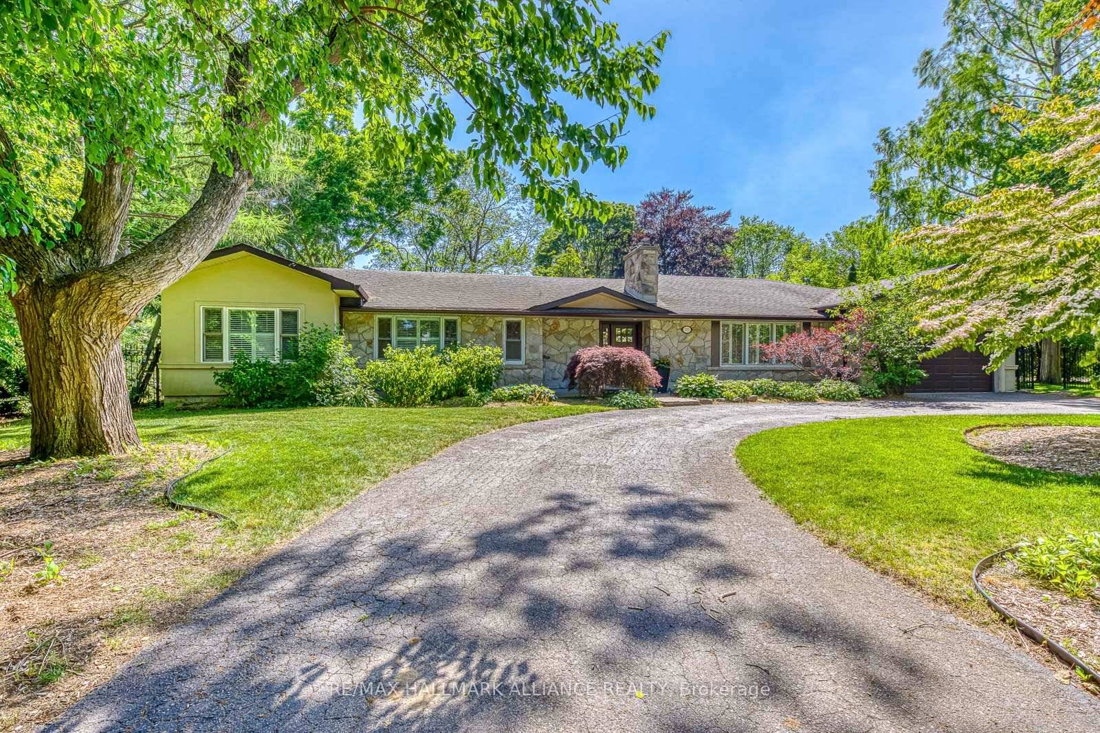 Fabulous upgraded 4 bedroom bungalow available for lease on an expansive nearly half an acre lot in the prestigious Morrison area of South East Oakville.