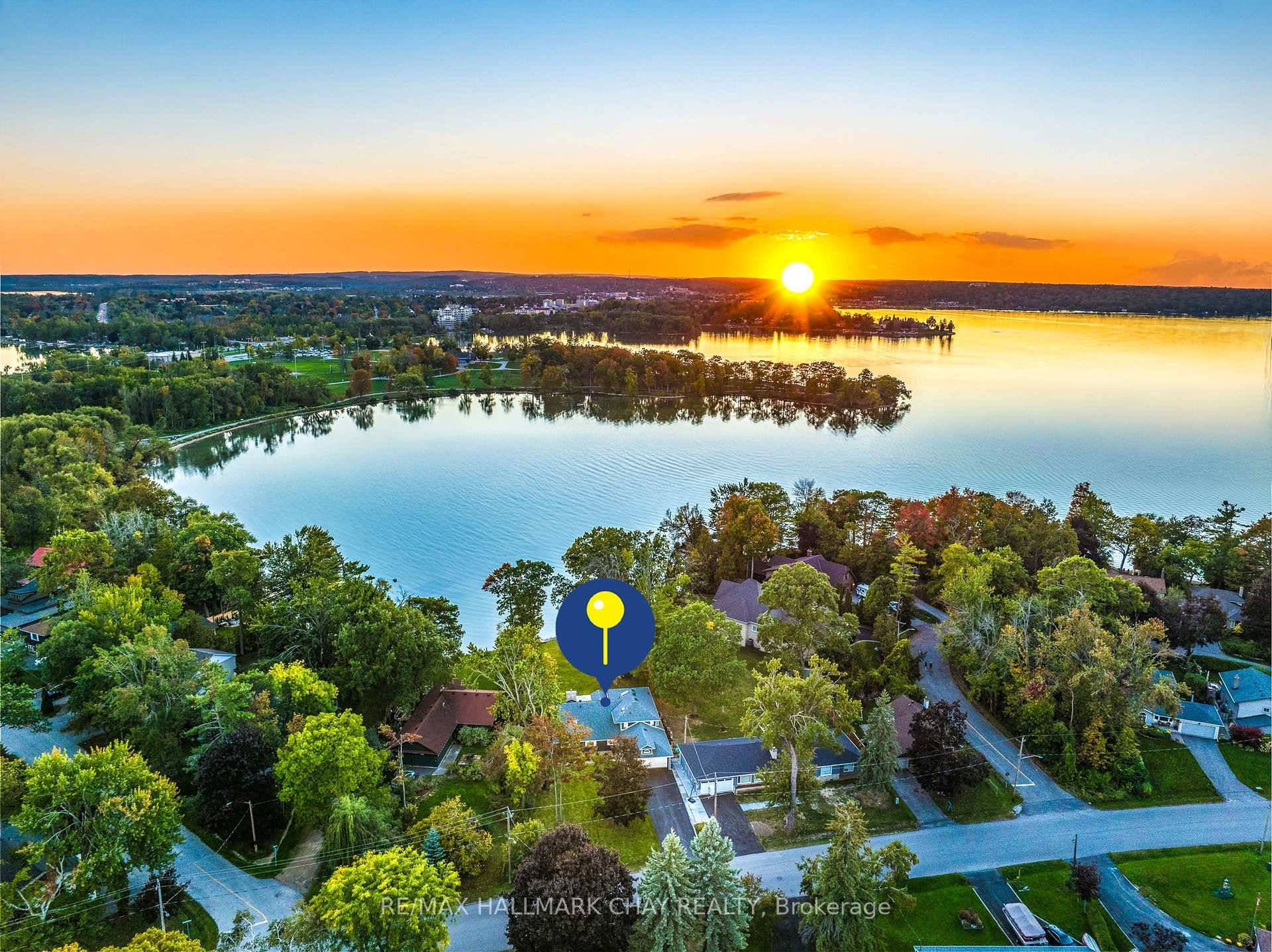 Waterfront Estate Living at Its Finest !