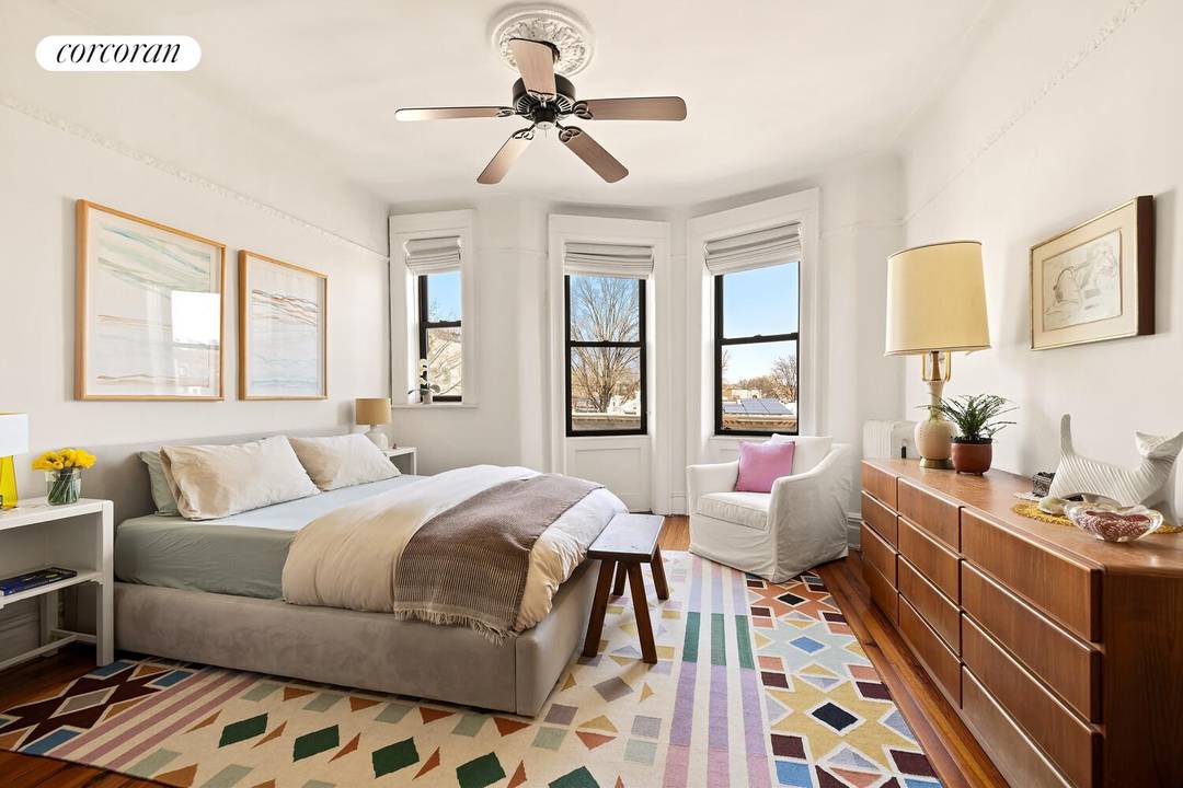 New in Park Slope This beautifully renovated two bedroom, one bath home sits just half a block from Prospect Park and offers exceptional flexibility, a private roof terrace, and thoughtfully ...