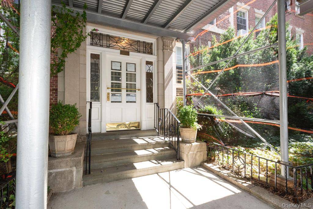 Step off your private elevator directly into this magnificent top floor residence at Hawthorne Court, a historic and intimate ten unit co op.