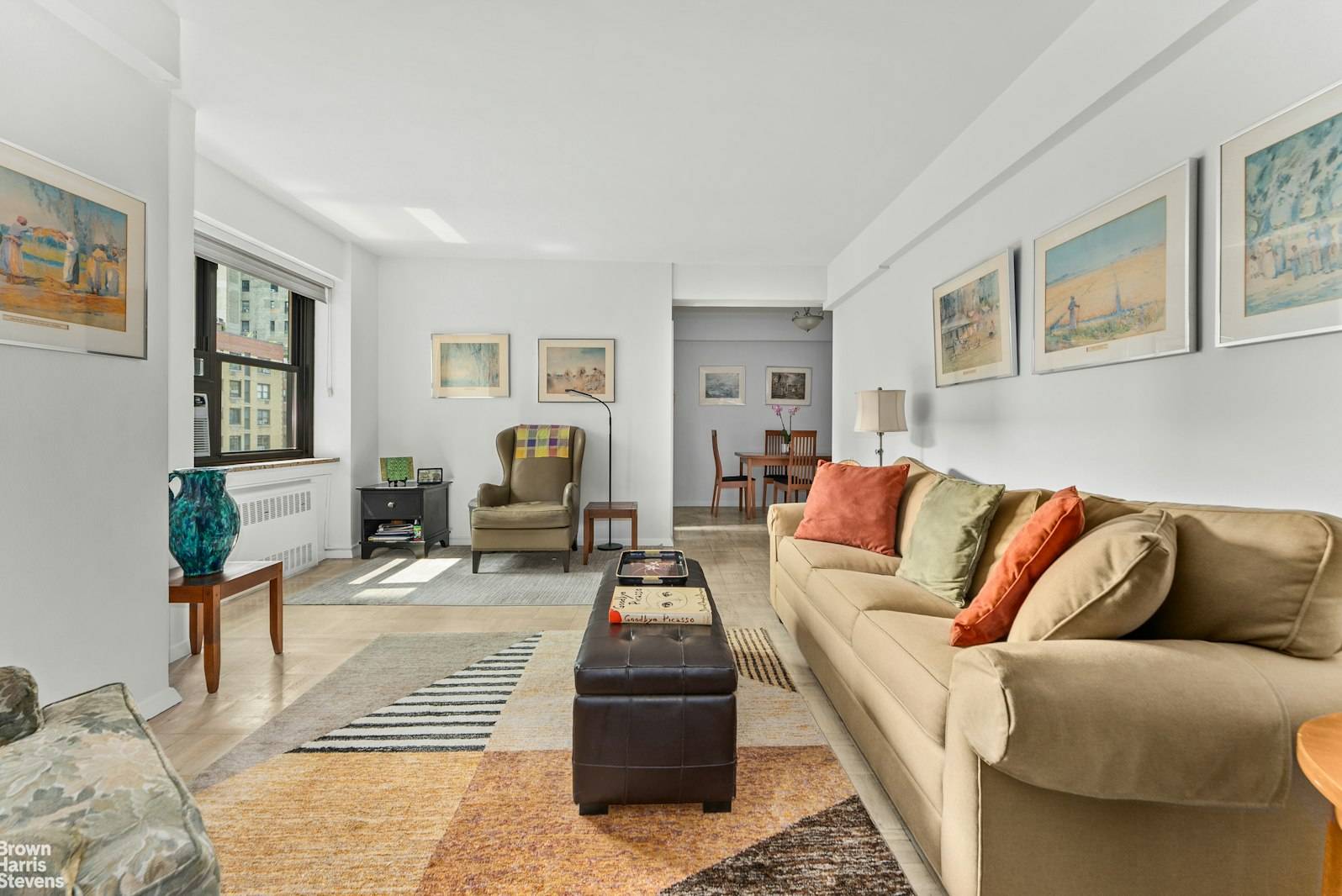 73rd amp ; WEA RSD Sunny, Quiet, Spacious 1 Bedroom Fabulous eastern light bathes this sunny high floor 1 bedroom 1 bathroom home.