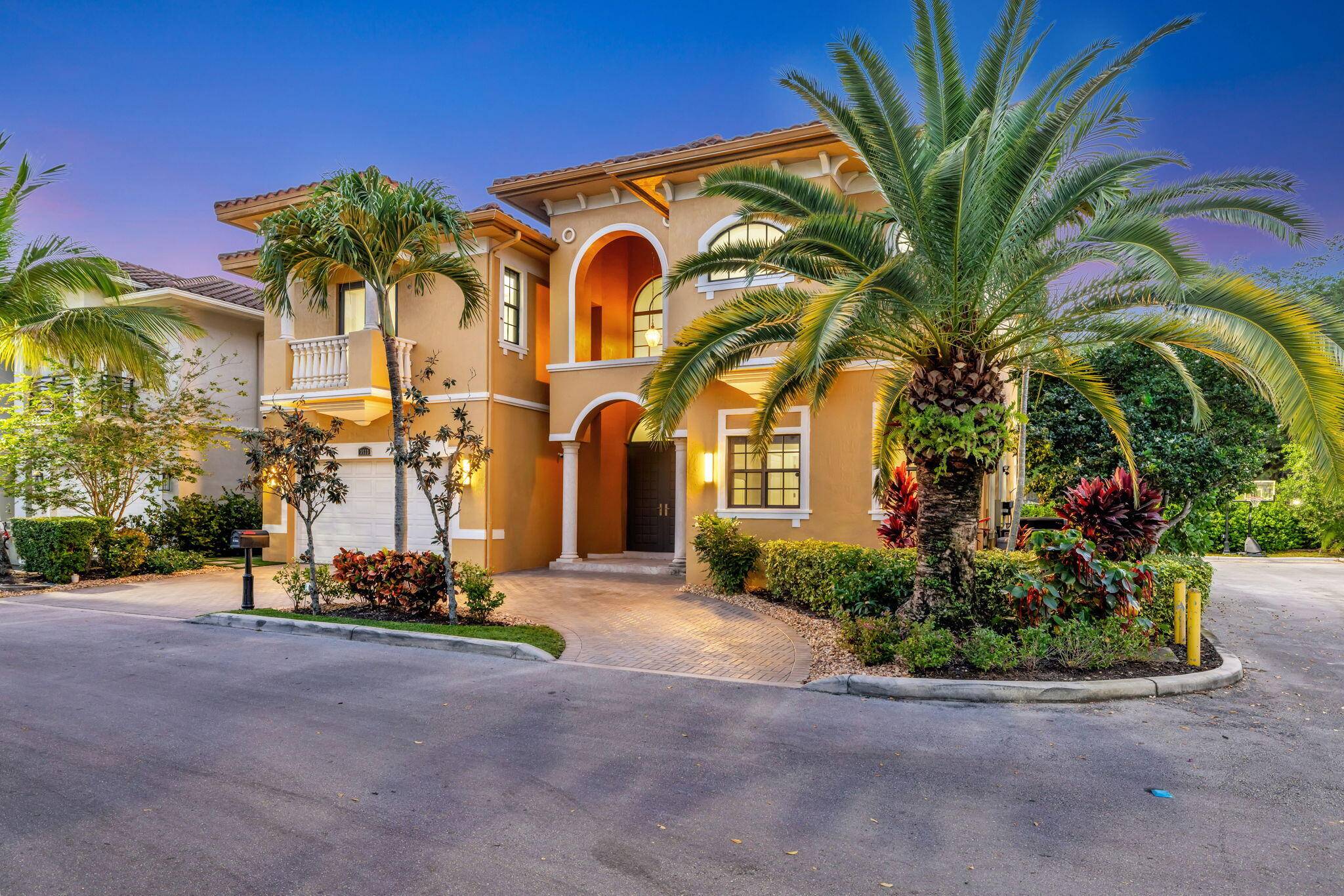A Modern Masterpiece in Forest View Estates !