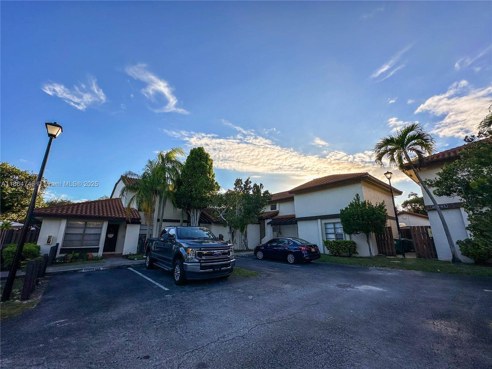 This 1, 290 sq. ft two story corner 2beds 2.