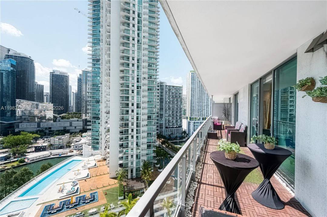 Beautiful 2 Bed 1 Bath residence at The Ivy, fully remodeled with a clean, modern feel ready for its next owner or investor.