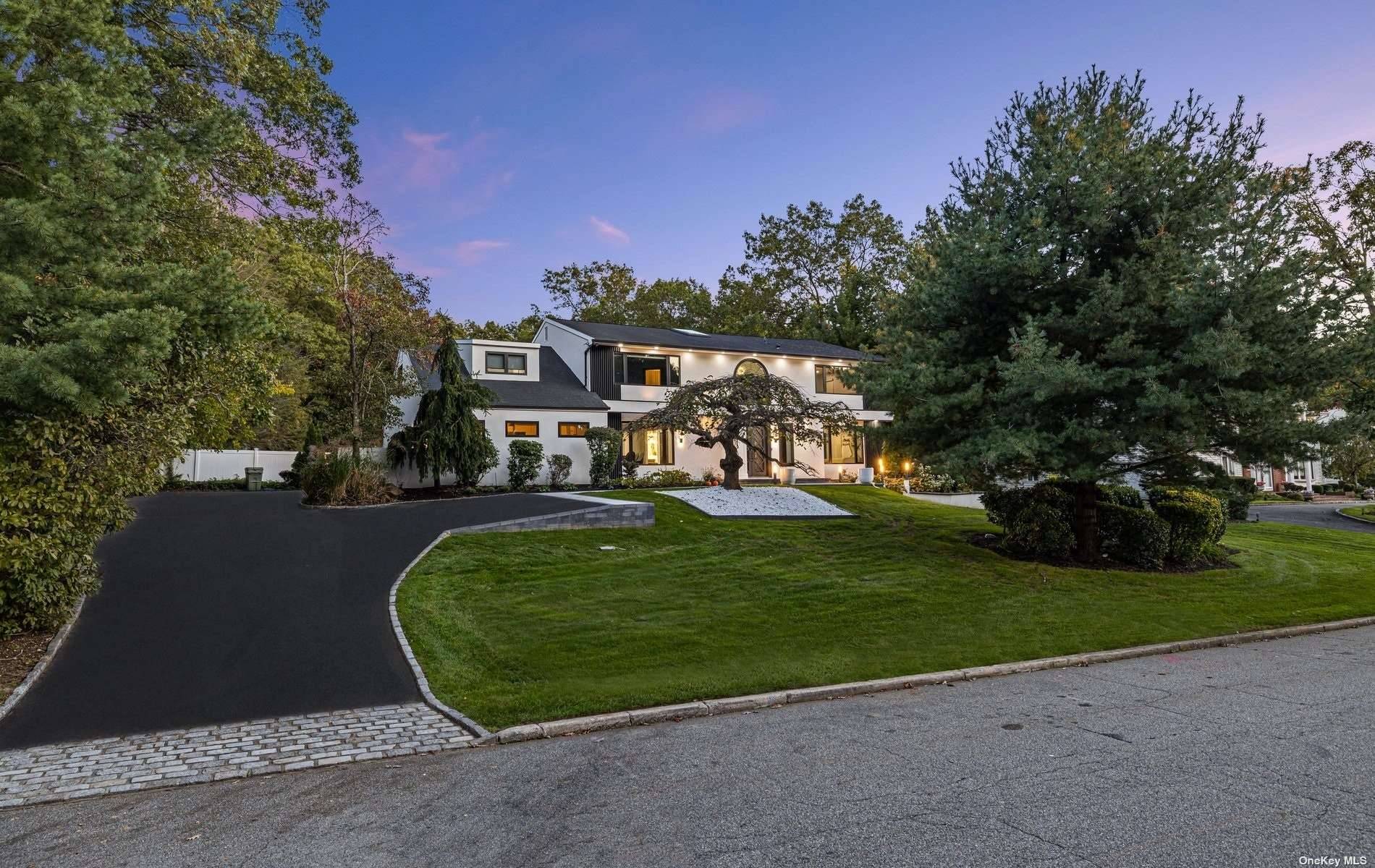 PRICE IMPROVEMENT ! Welcome to the epitome of luxury living in Woodbury Estates !