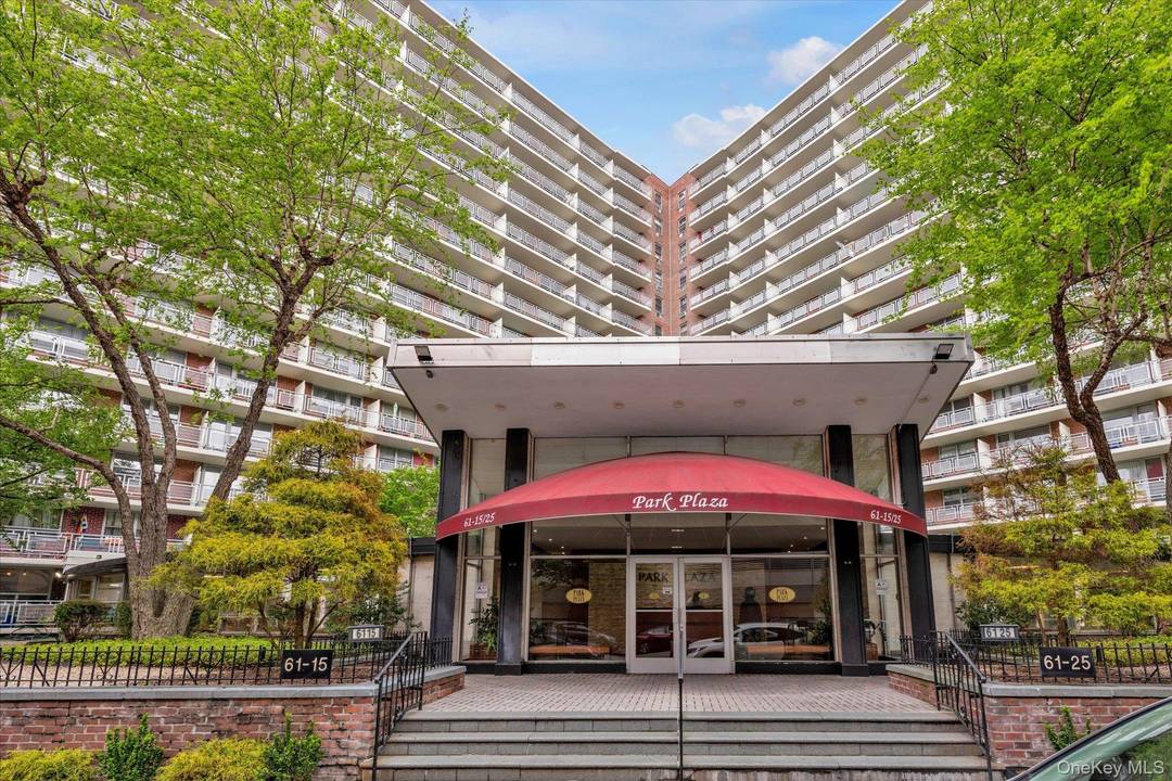 Welcome to Park Plaza Residence, 6115 97th Street Prime Rego Park Living Perched on the 12th floor of a full service cooperative, this stylish 2 bedroom, 2 bathroom home offers ...