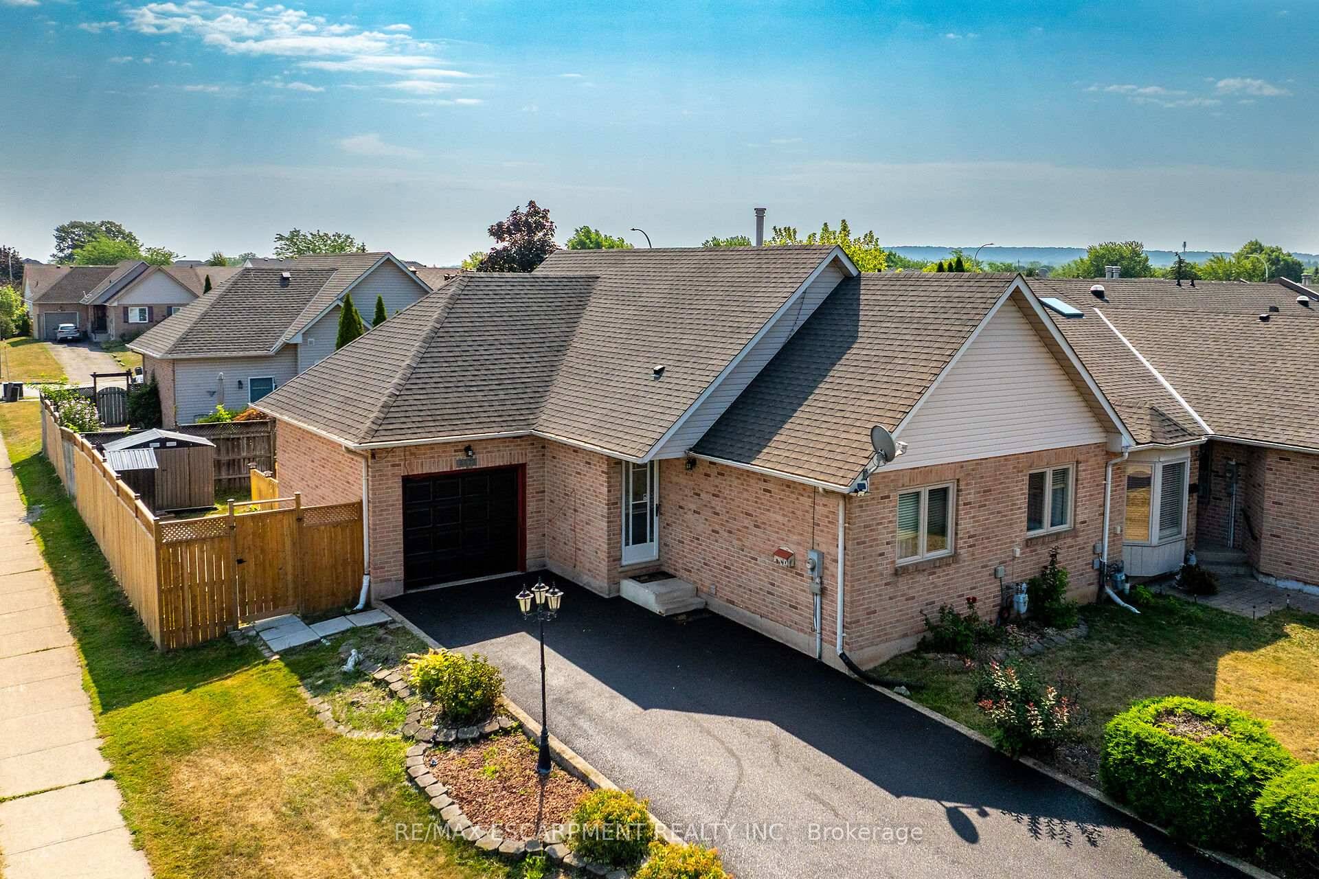 Welcome to 4473 Christopher Court, Beamsville.