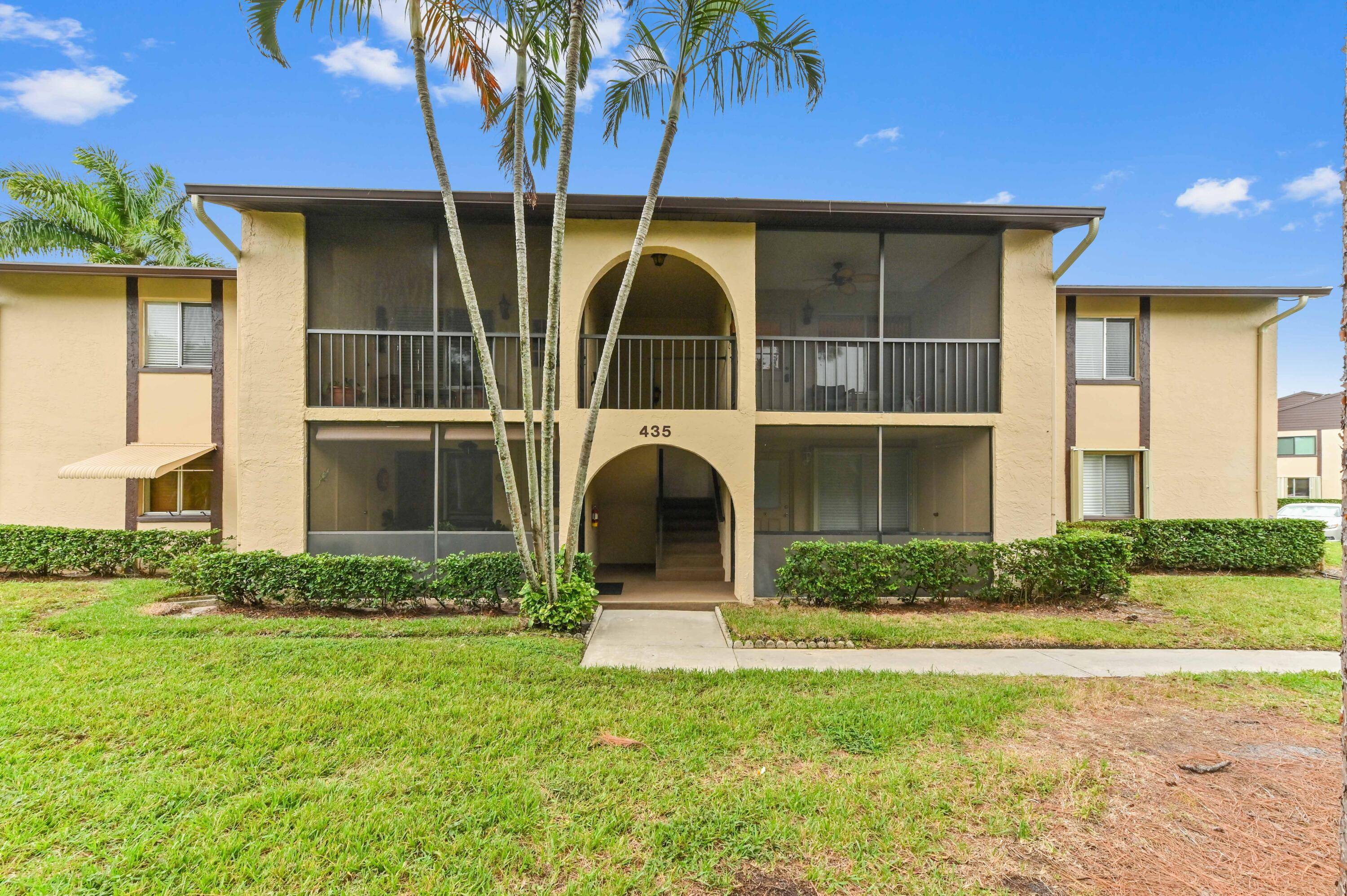 Welcome to this inviting 2 bedroom, 1 bathroom upper floor condo located in the sought after 55 community of Pine Ridge South in Greenacres, FL.