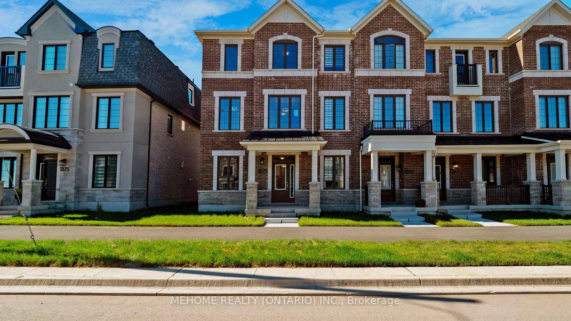 An exquisite, brand new executive townhouse in the prestigious Treasury Community by Treasure Hill.