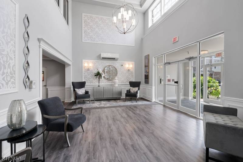 Welcome to Unit 3213 an exceptional residence you're sure to fall in love with.