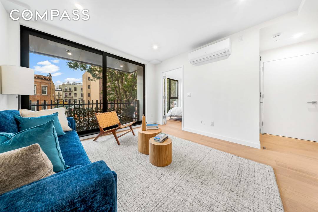 32 North A boutique condo rooted in the heart of Astoria 32 North redefines boutique living in Astoria with seven impeccably crafted one and two bedroom residences, offering private outdoor ...