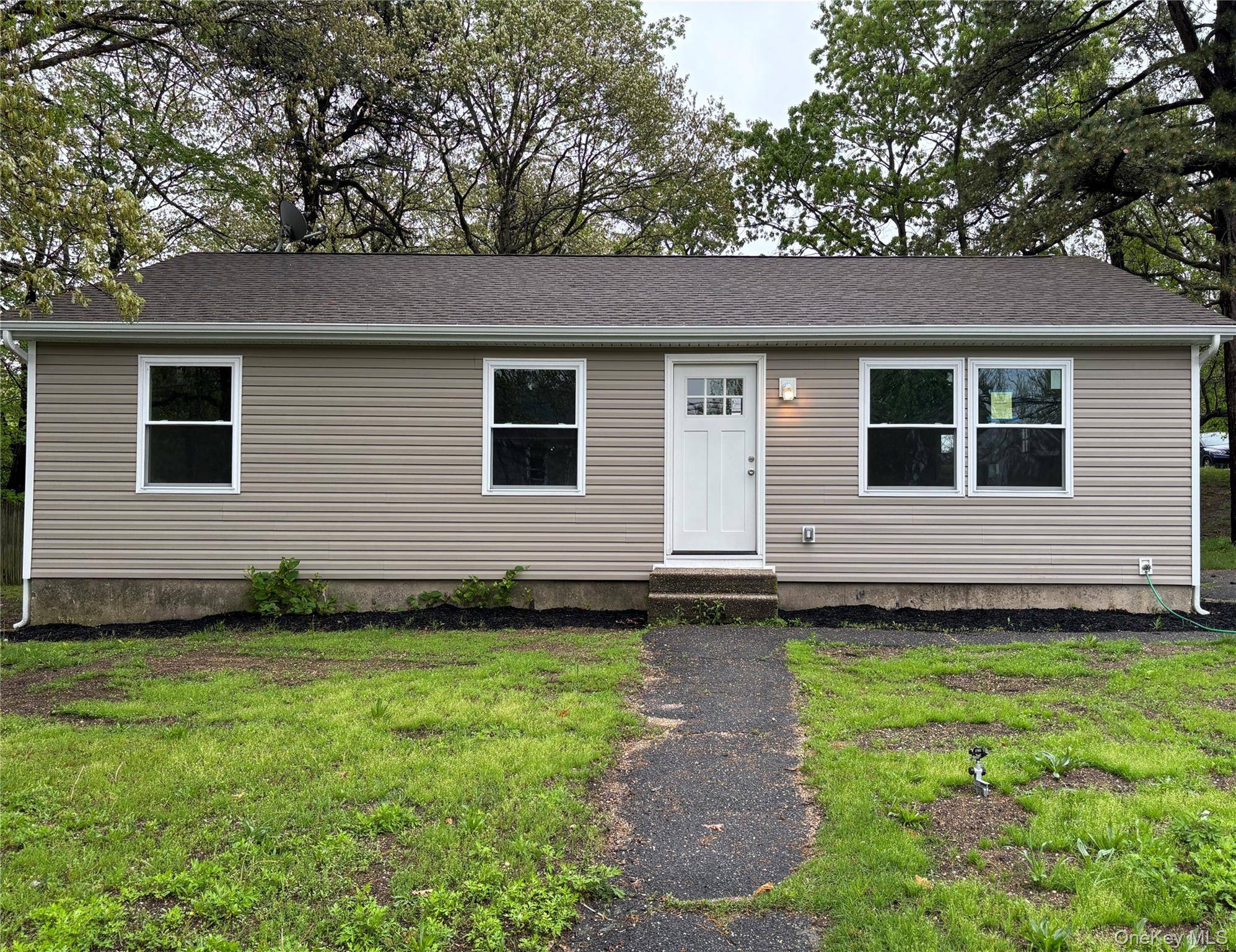 Fully Renovated 3 Bedroom Gem with High End Finishes Step into this beautifully renovated 3 bedroom, 1 bath home where everything is brand new.