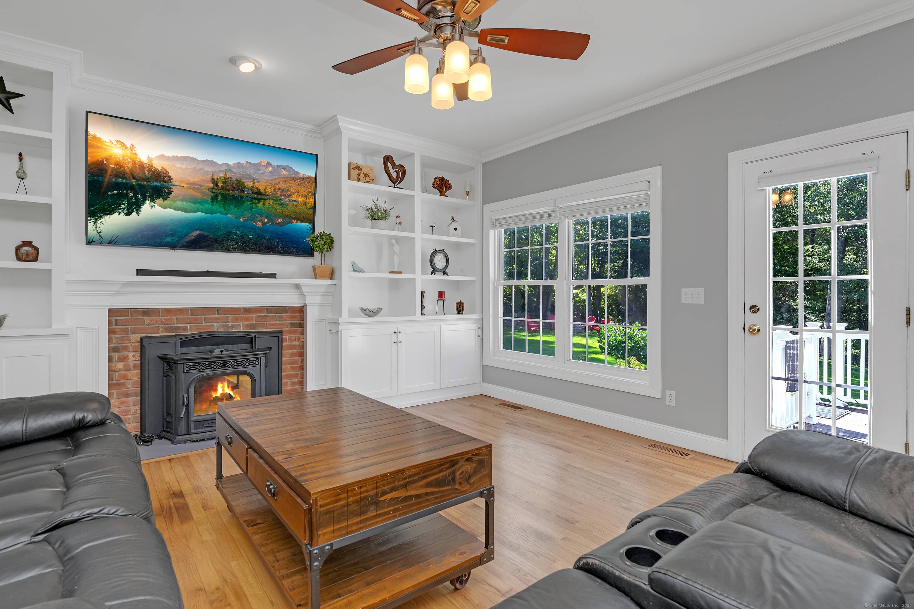 Welcome to a bright and spacious 4 bed Colonial, built in 2006 and set on 3.