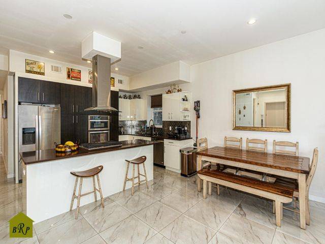 Find your dream home in Madison, Brooklyn.
