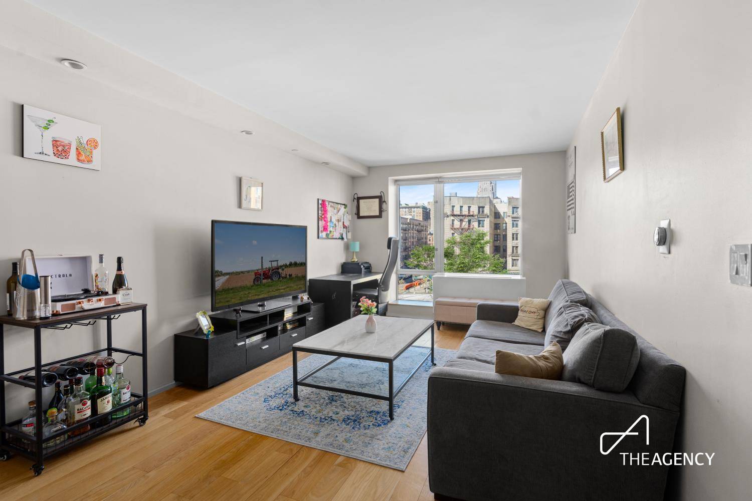 Sept 1 Unfurnished or Fully Furnished, tooth brush ready rarely available 1 bedroom 1 bath home in Southwest Harlem s premier condominium, 2280 Frederick Douglass Blvd.