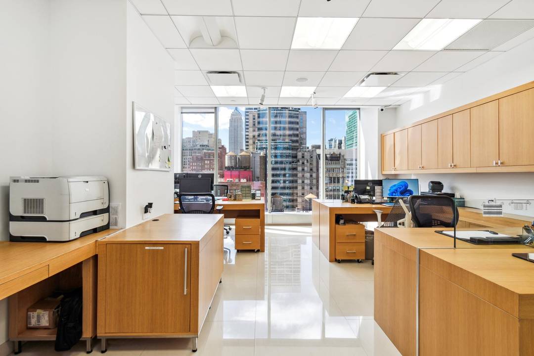 Situated in the heart of Manhattan's renowned Diamond District, the office condominium at the Gem Tower, 50 West 47th Street, is a premier Class A office space designed to meet ...