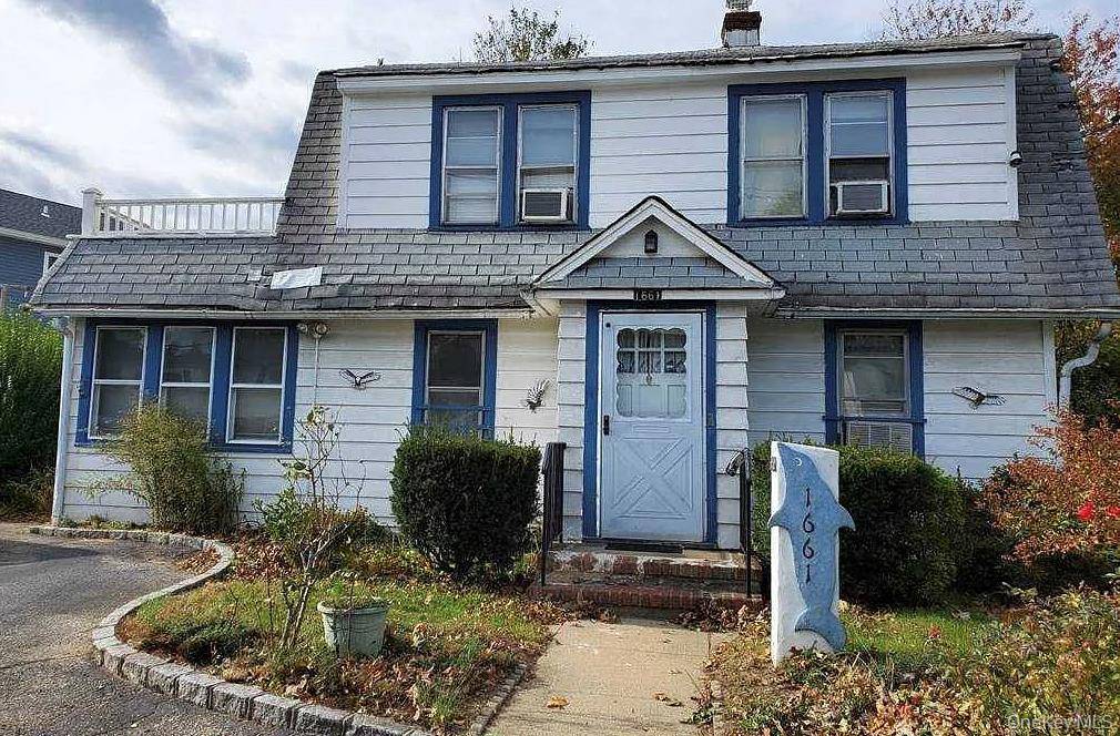 Property is being sold strictly AS IS and requires a full renovation.