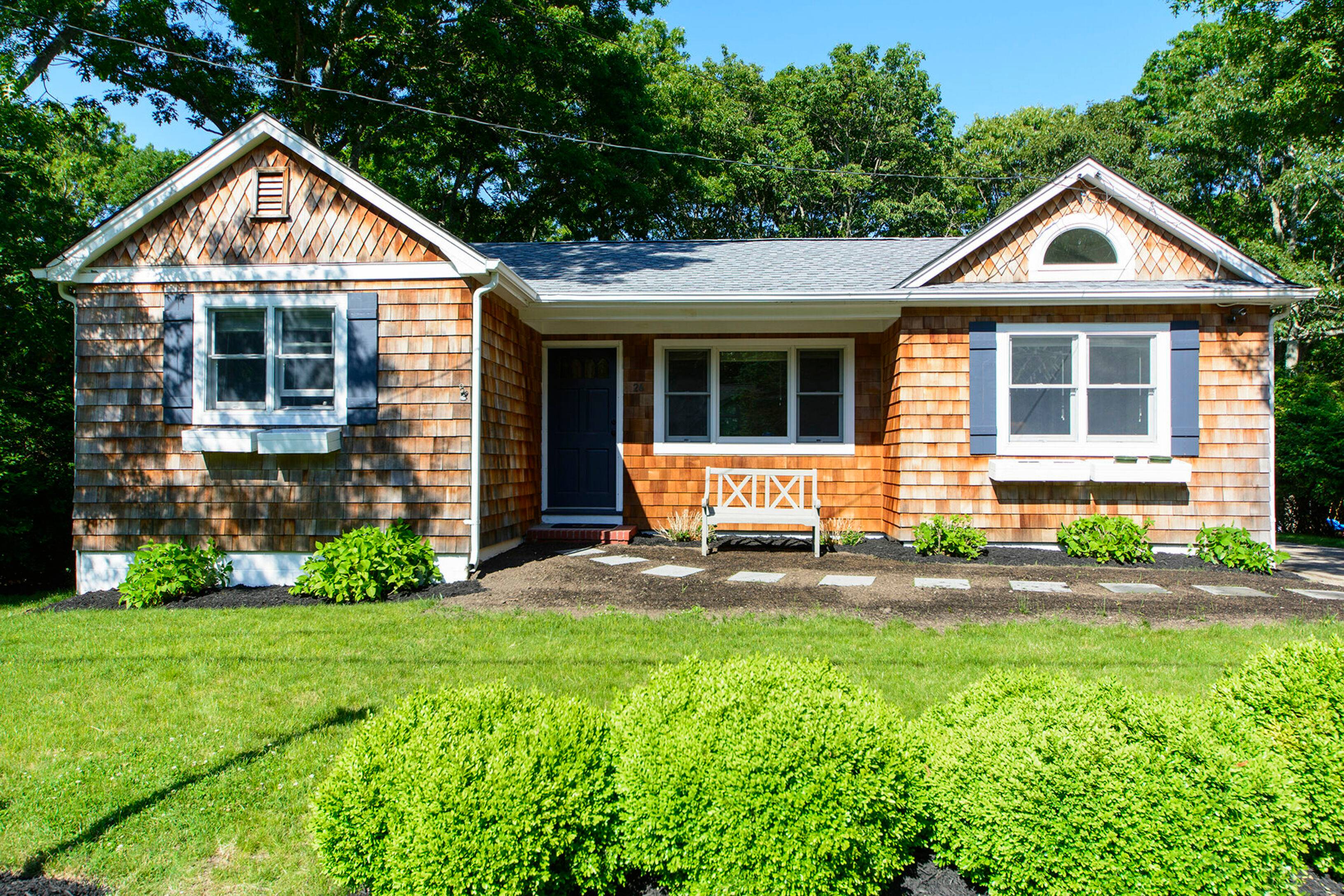 Bright and Airy Sag Harbor Cottage