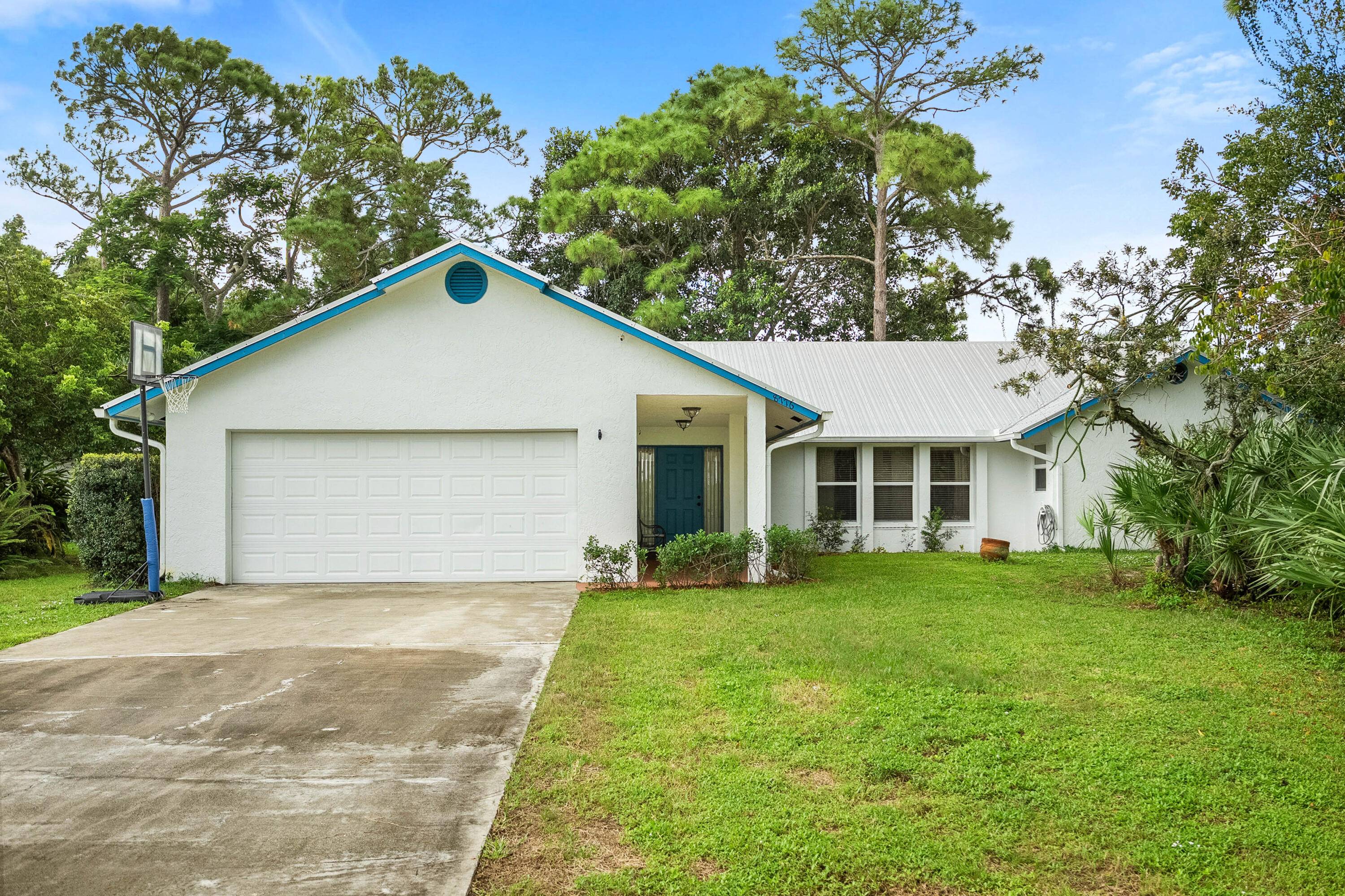 Welcome to Papaya Village in Hobe Sound !
