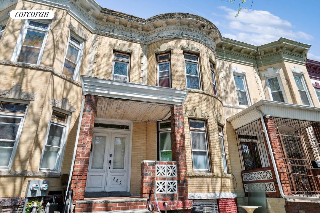 Two family Town Home on Maple Street in Beautiful coveted Lefferts Gardens Brooklyn with front and back yards ; 20 foot wide 52 foot deep, brick, barrel style front Town ...