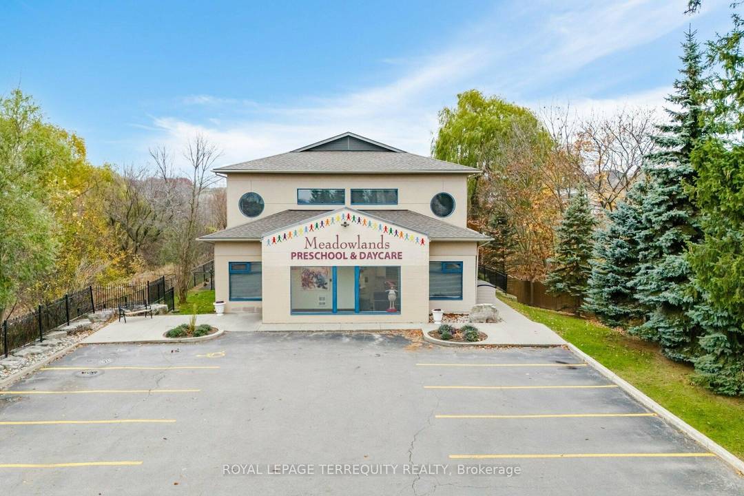 Meadowlands Daycare A Prime Opportunity amp ; Location !