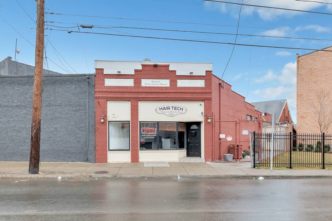 Sure ! Here's a polished listing description for your salon barbershop at 6 Woodward Ave, Norwalk, CT Turnkey Salon Barbershop for Lease Prime South Norwalk Location !