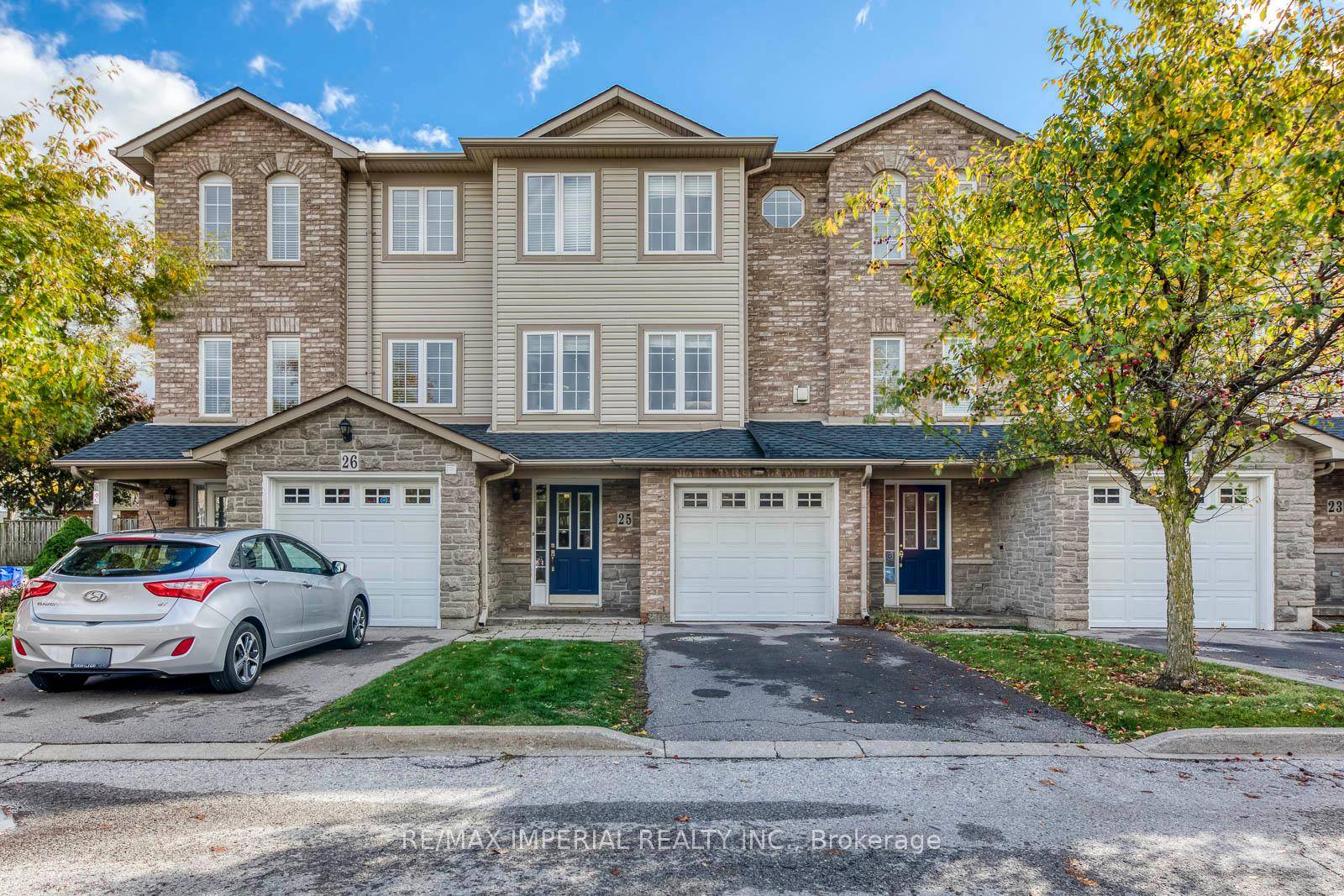 Welcome to this beautiful 3 storey townhome offering nearly 2, 300 Sq ft of stylish living space.