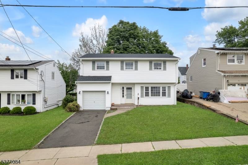 Available NOW ! ! ! ! The whole house is for rent !