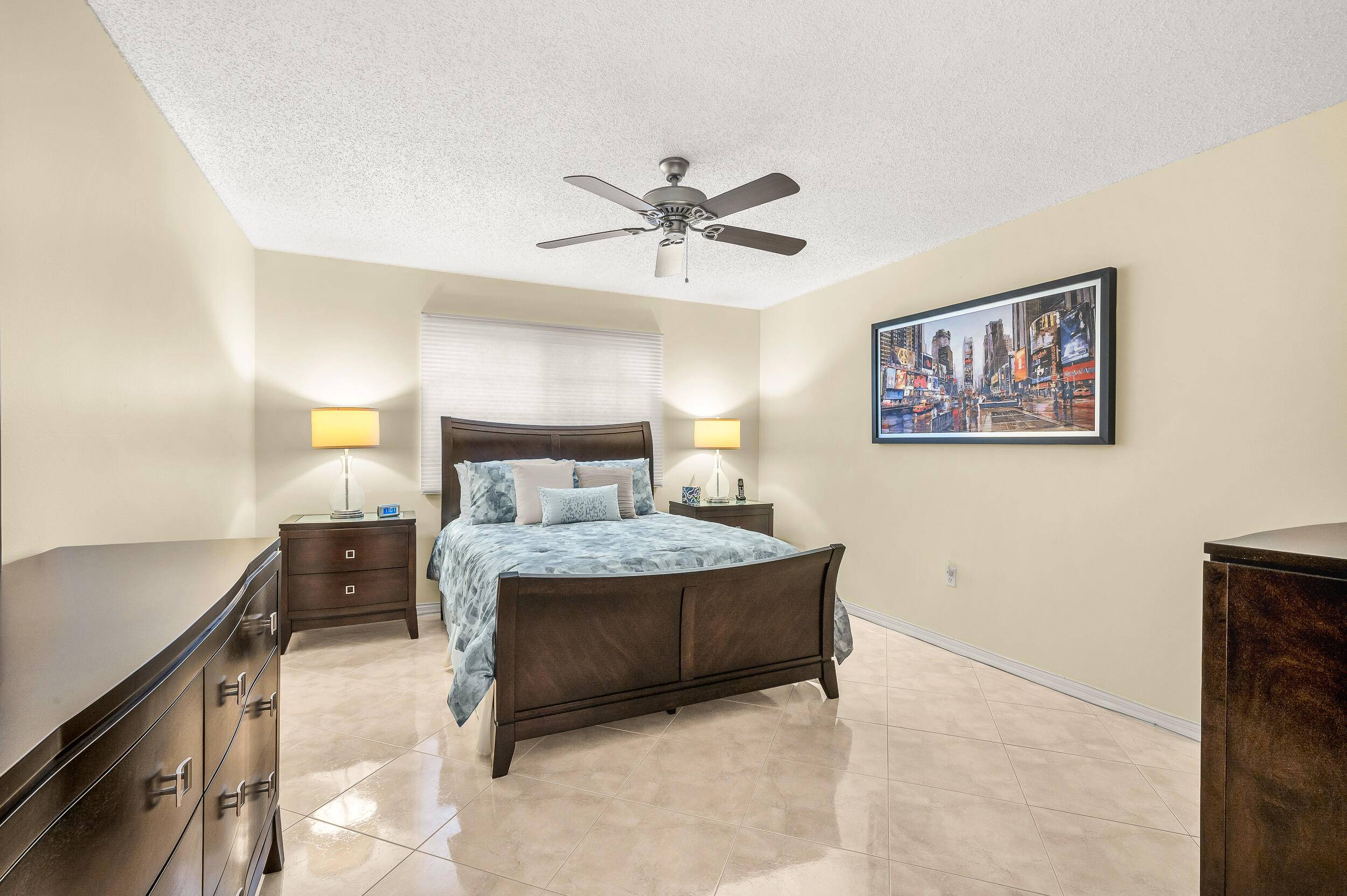 This inviting and spacious 2 2 condo offers 1, 246 sqft of comfortable living space in the sought after Evergreen Lakes community.