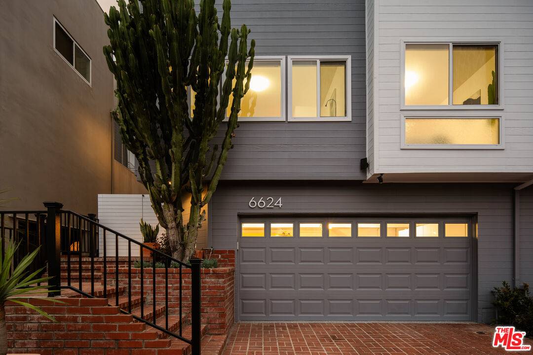 6624   Vista Del Mar 4BR La