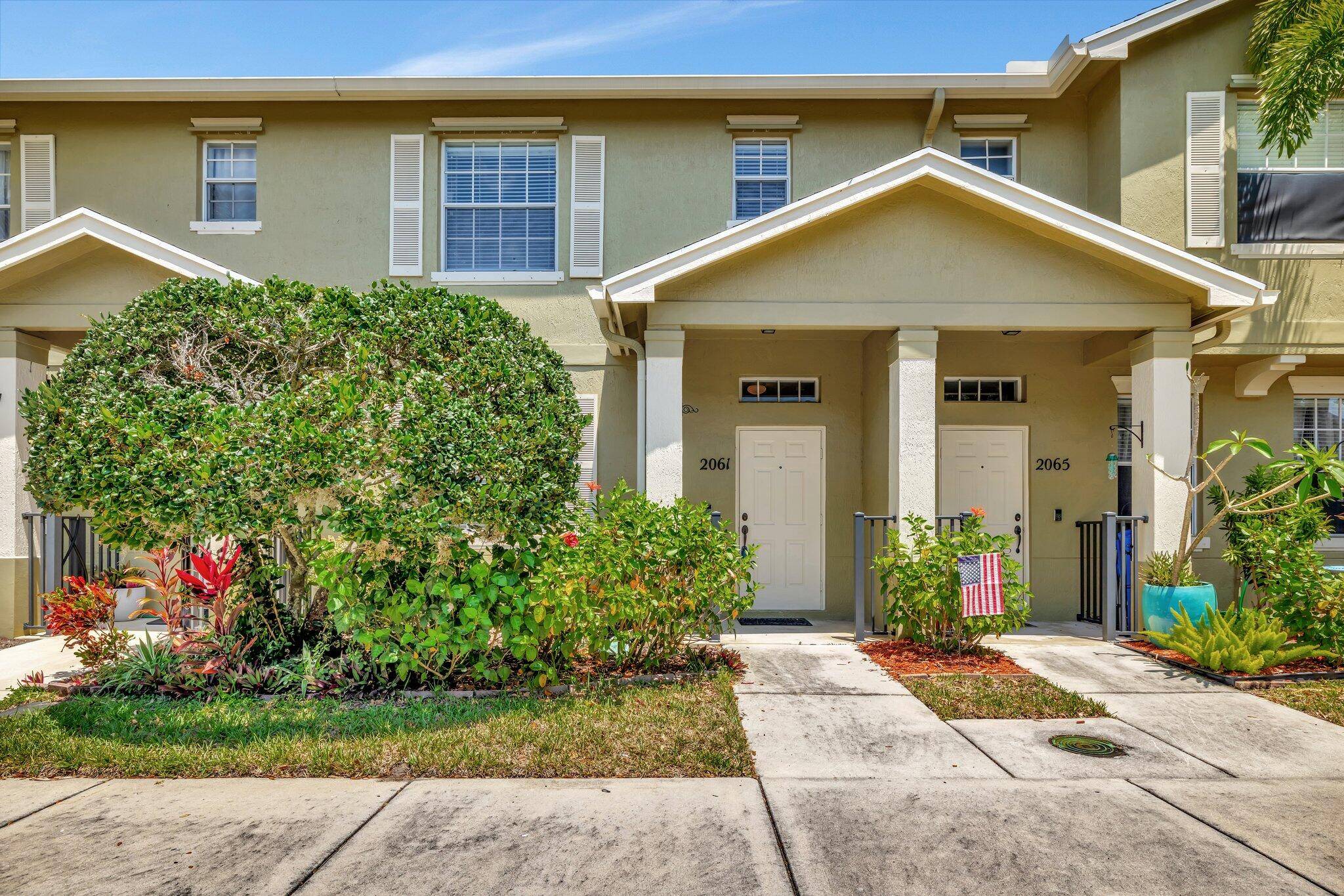 Pre qualify now for the upcoming Florida's Home Town Heroes down payment assistance program while this years funds are available.