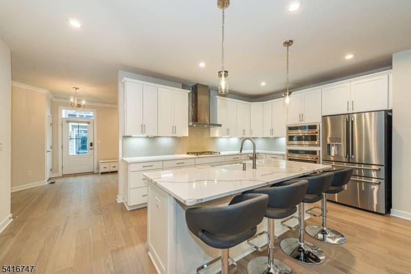 Welcome to PARQ, an upscale community with modern details in the heart of Parsippany.