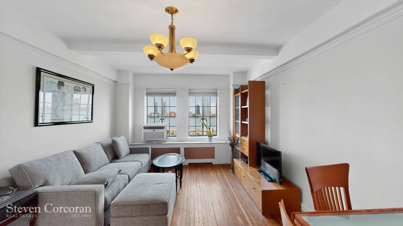 Lovely One Bedroom with East River view in Windsor Tower Tudor City.
