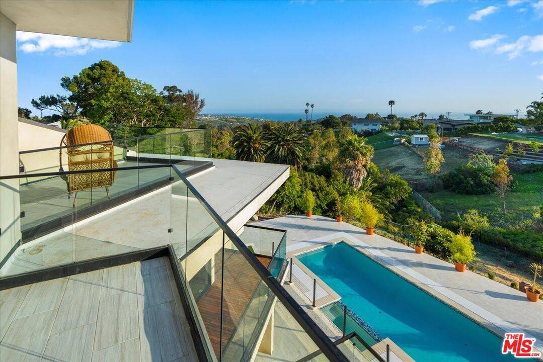 5675   Calpine Dr 5BR Malibu La