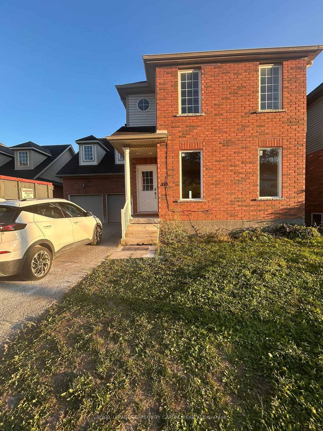 Welcome to this gorgeous unit !