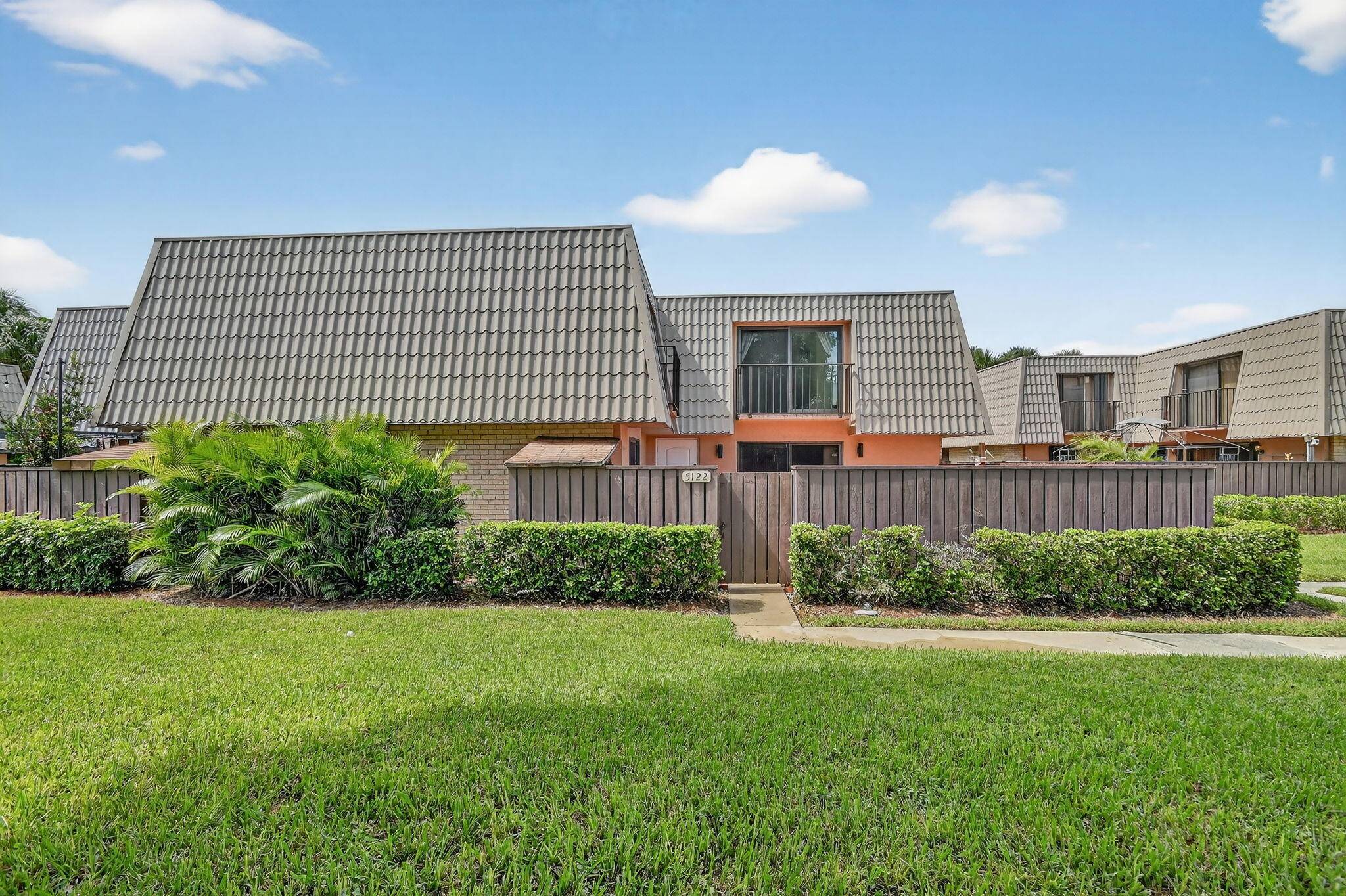 Rare Find in the Heart of West Palm Beach !