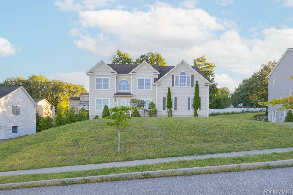 4 Standish Road is now on the market !