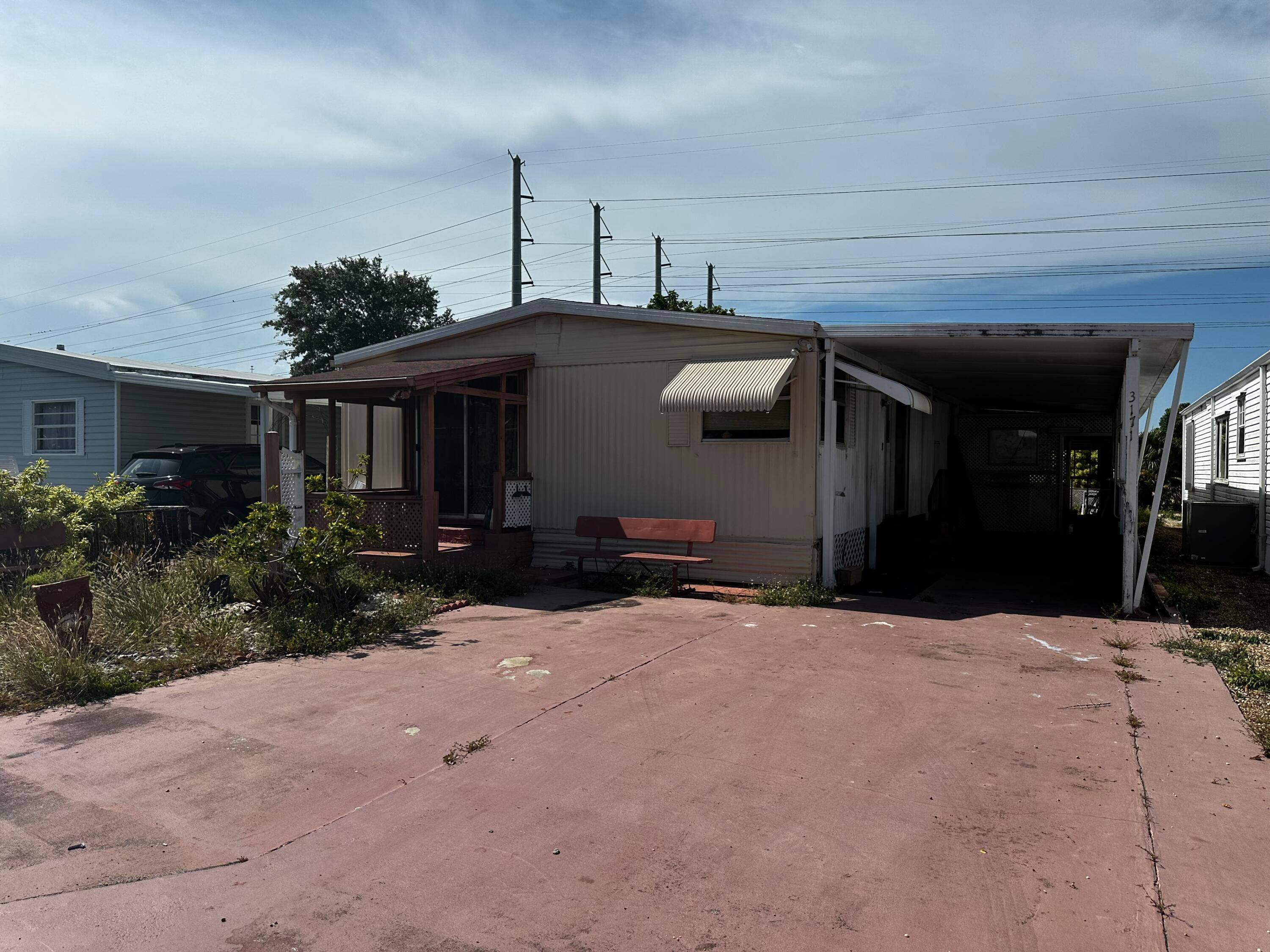 Opportunity to own a 4, 378 sq ft lot in the Estates of Fort Lauderdale, Land Owned, all age community with low monthly fees and a wide array of amenities.