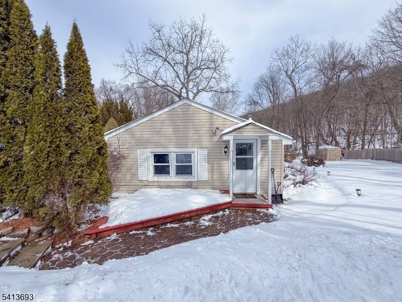 Welcome home to this nicely renovated 2 bedroom ranch, perfectly situated on a peaceful dead end street.