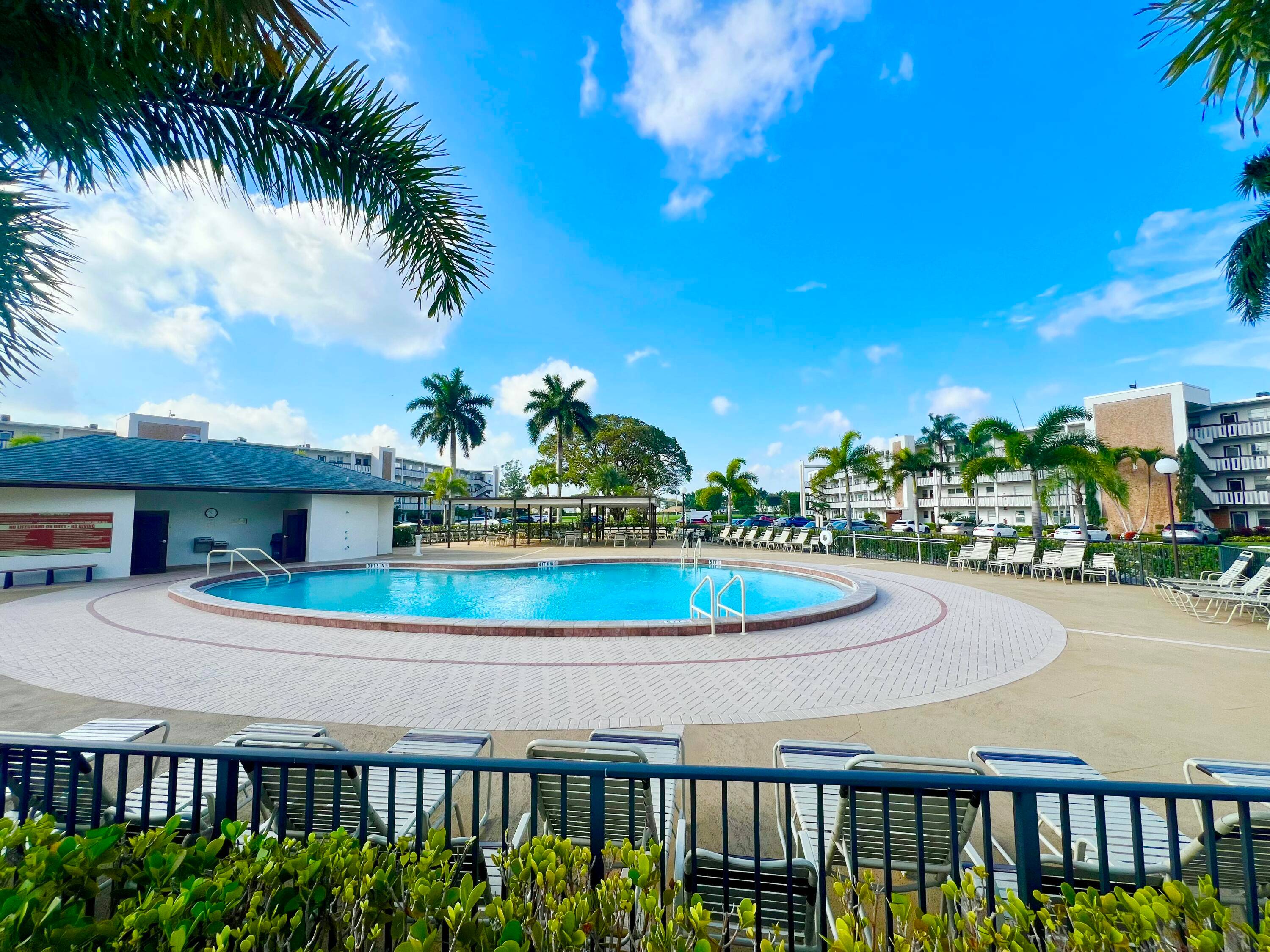TENANT OCCUPIED ! Long term tenant in place that would like to stay so this is an excellent immediate incoming producing property.