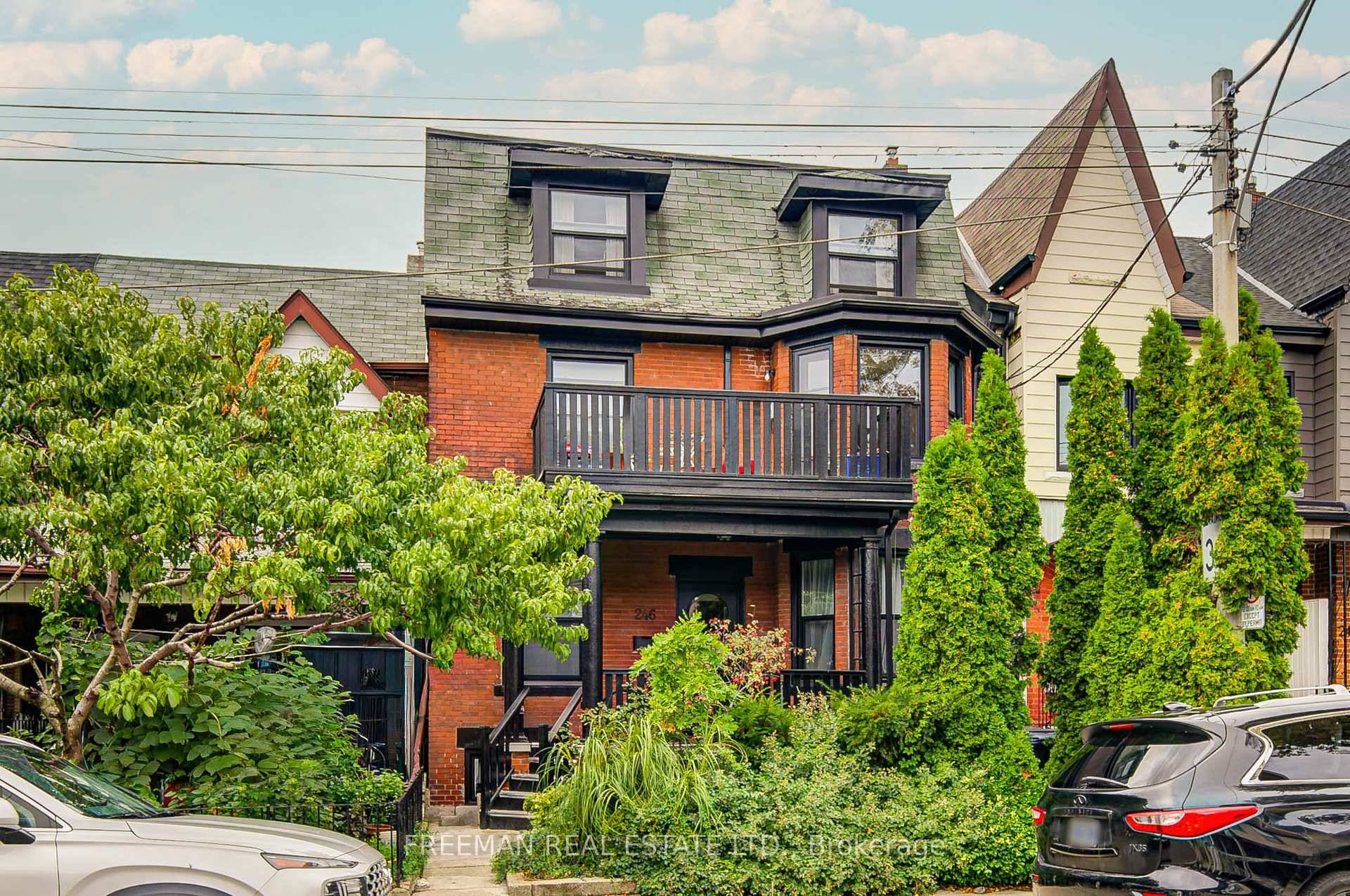 The rarest of birds a red bricked fourplex in the heart of Trinity Bellwoods.